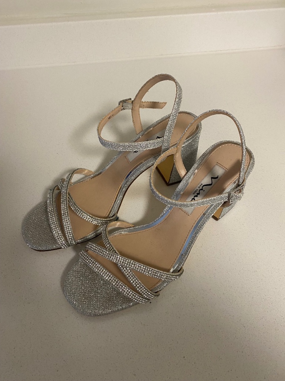 Nina NY size 8 heels